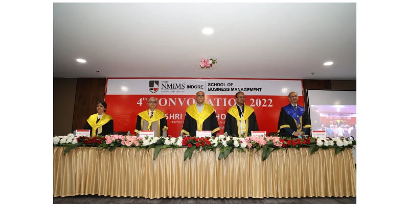 NMIMS Indore SBM Celebrates Grand Convocation 2024 Amid Milestones and Achievements