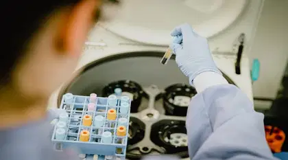 DMLT Vs BMLT - Which is Better?