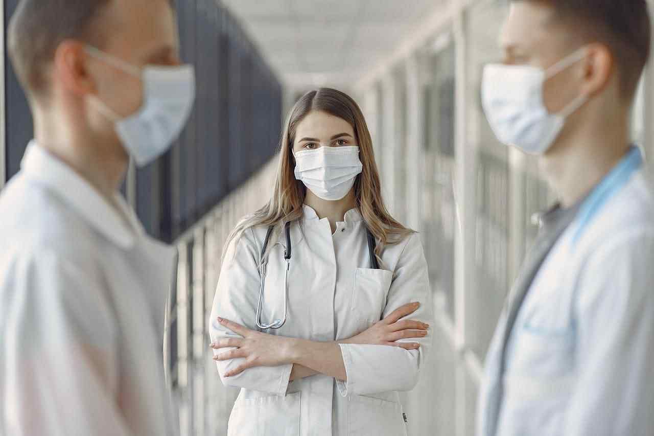 Top 15 Different Types of Doctors in India: What they do, Salary