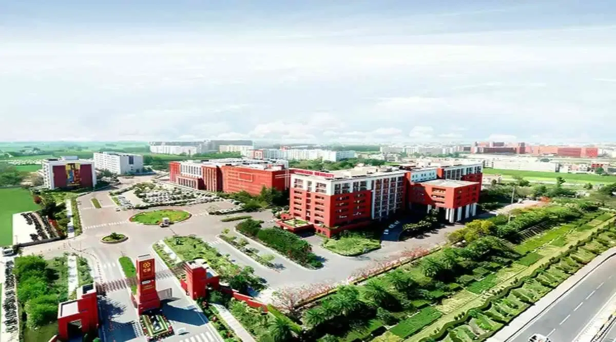 Chandigarh University MBA Program | Placements, Specializations & Career Opportunities