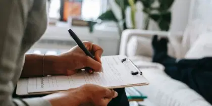 Psychology vs Sociology: Know the Differences