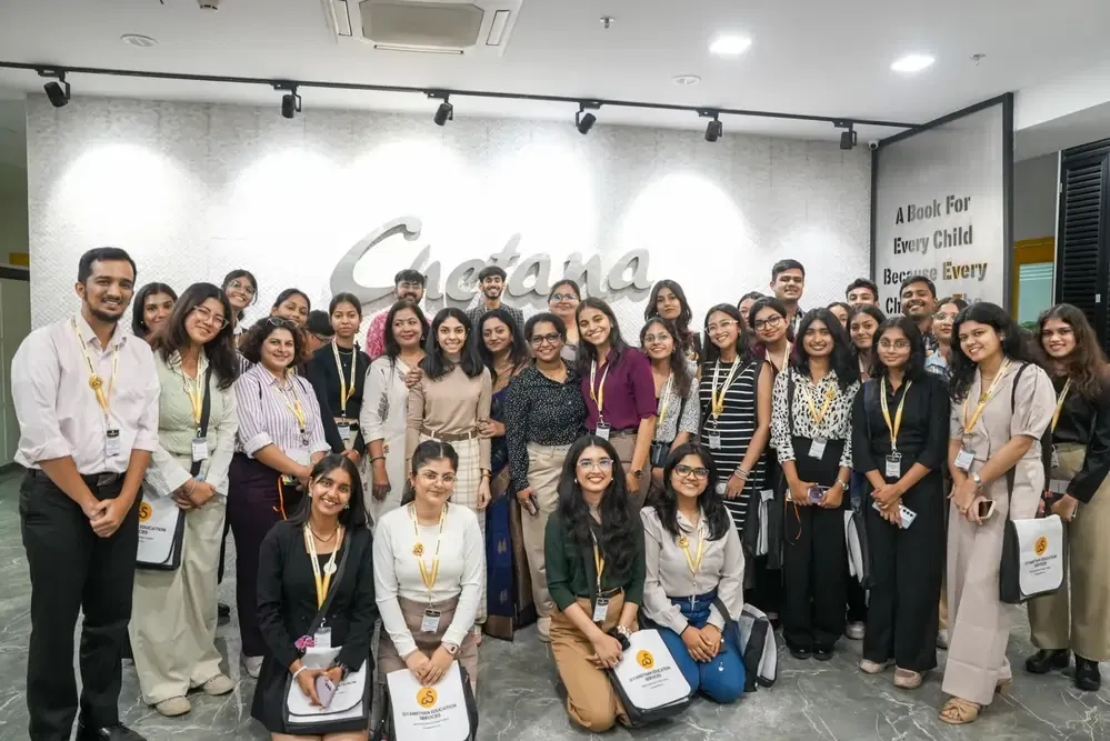 Writer’s Tour Mumbai: A City That Writes Back