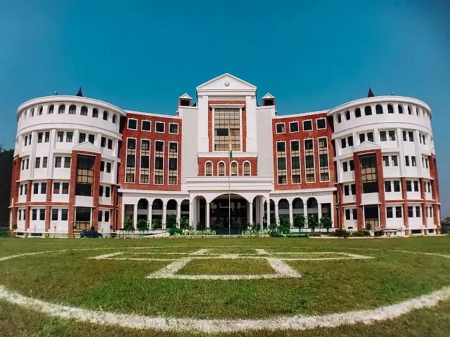  Graphic Era University, Dehradun