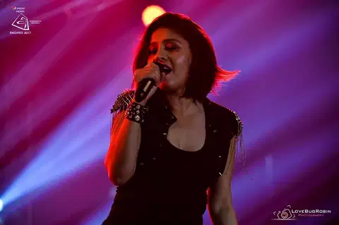 'Engifest' of Delhi Technological University Was a Night to Remember After Sunidhi Chauhan Rocked the Stage