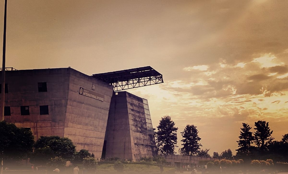 LPU Engineering students working with the top Tech-Giants