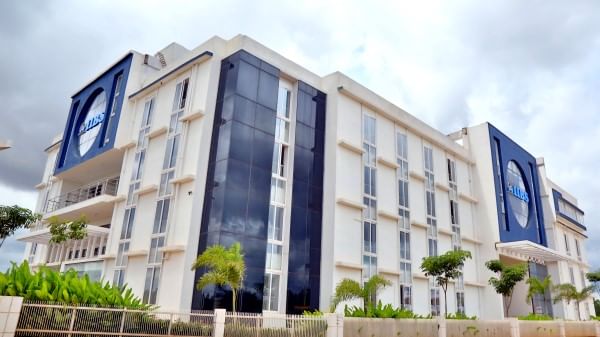 THE DEBATE BETWEEN PGDM AND MBA