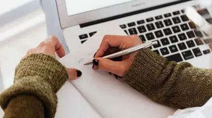  What is Journalism? Courses and Career