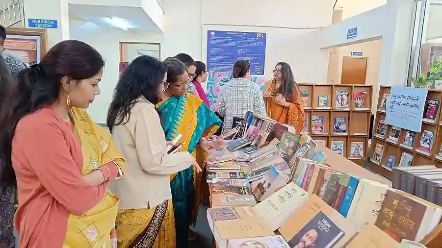 Deshbandhu College Literary Event