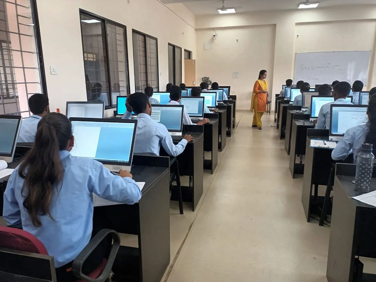 Bilaspur University Computer Lab
