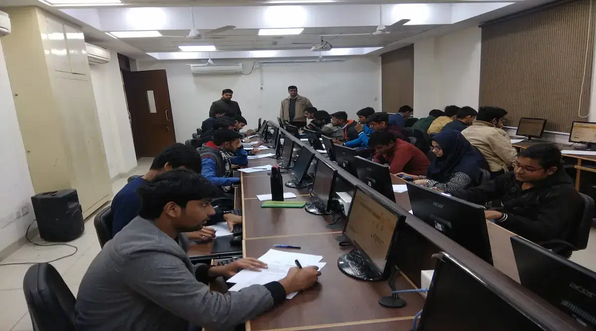 JEE Main Today's Shift 1 Paper Analysis (23 January 2025): Student Reviews, Expert Analysis