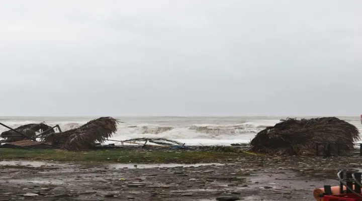 School Holiday 29 October 2025 Rain LIVE: Tamil Nadu, Maharashtra, Odisha, Telangana, Karnataka