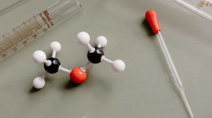 AP Inter 2nd Year Chemistry 2025 Previous Year Question Paper