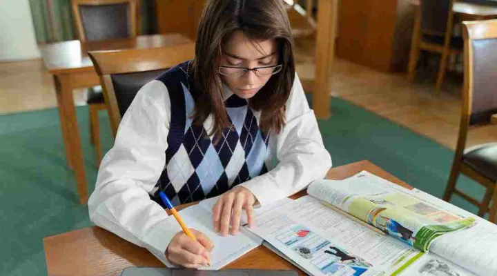 Karnataka 2nd PUC English 2024 Answer Key, Question Paper and Exam Analysis