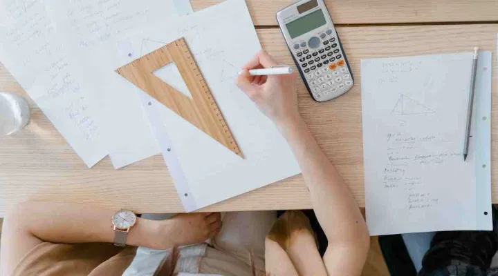 ISC 12th Mathematics Exam Analysis 2025: Difficulty Level and Student Reviews