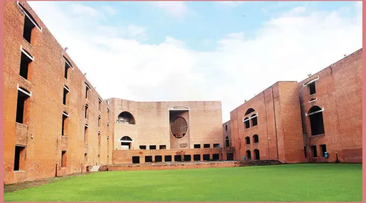 Admission in IIM Ahmedabad with 97 Percentile in CAT 2024