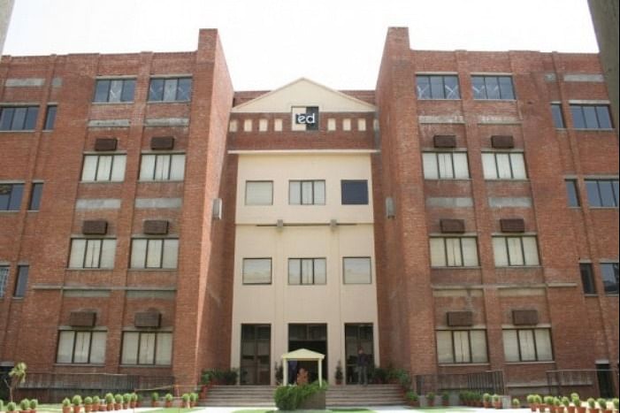 phd entrance exam 2022 delhi university