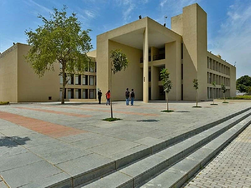 Aanchal Sharma - Indian Institute of Technology Gandhinagar - Ahmedabad,  Gujarat, India
