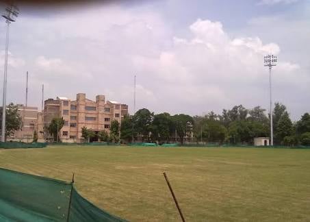 Rahul Dev's Review On Sri Guru Tegh Bahadur Khalsa College, University ...